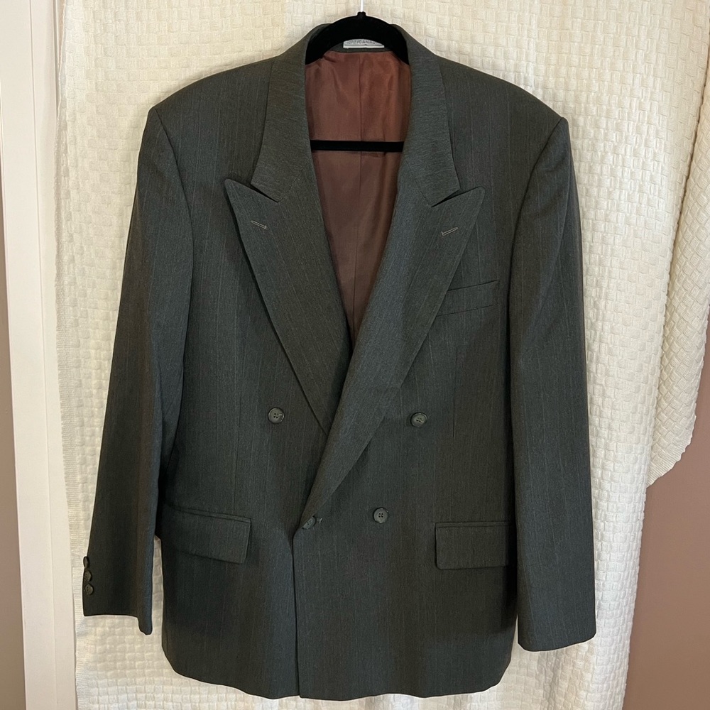 Classic Gray Double-Breasted Men's Blazer